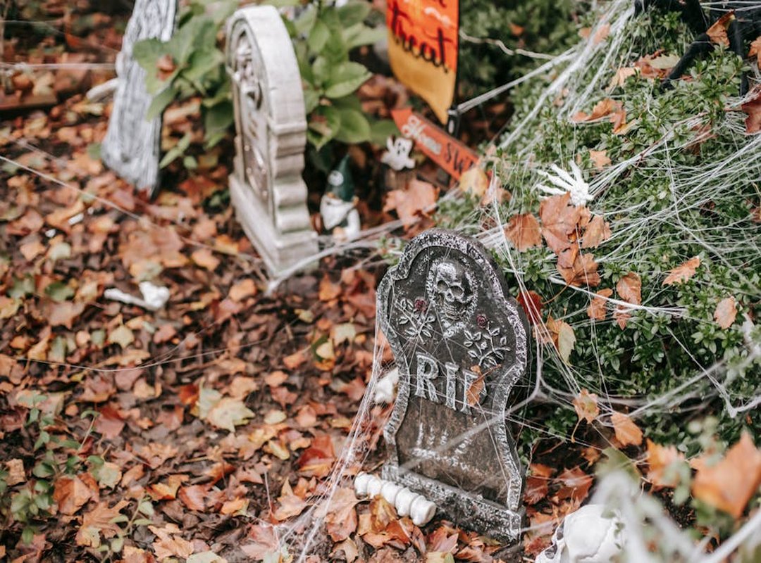 yard accessories every season