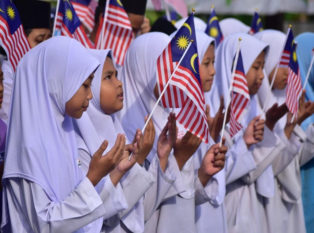 telegram malay sekolah