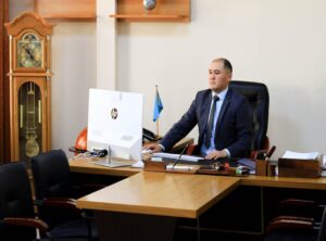 Xhasrloranit